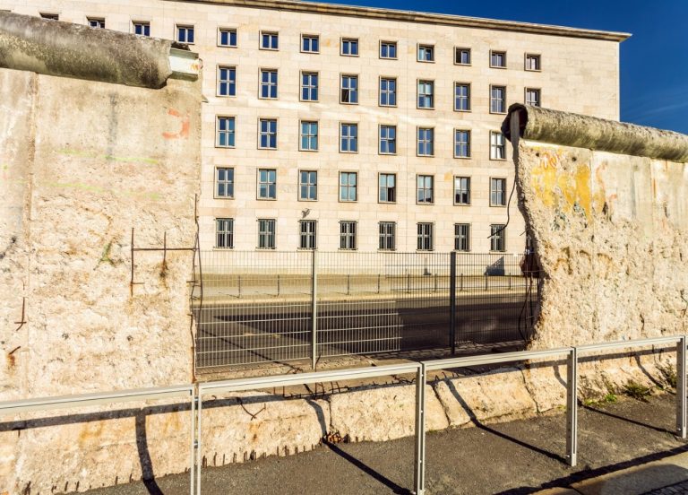 Découvrez Berlin comme jamais auparavant : Un tour…