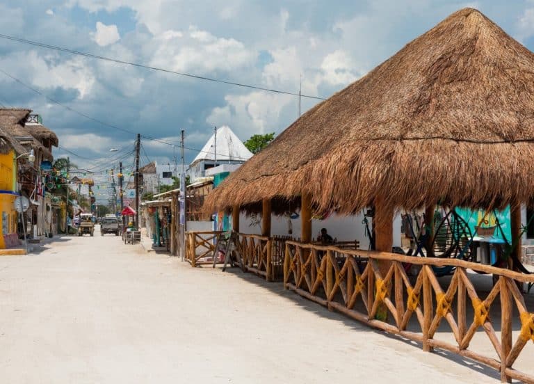 Découvrez l’île paradisiaque d’Holbox au Mexique qui vous…