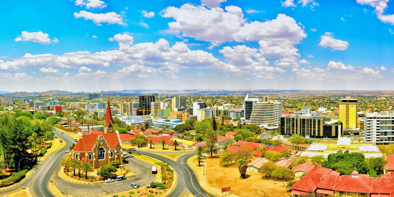 Découvrez le joyau architectural de Windhoek : La majestueuse Christuskirche…