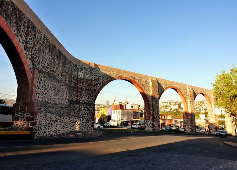 Découvrez le trésor caché de Mexico : Palais…