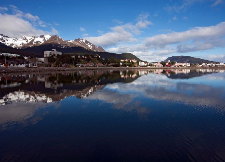 Découvrez les incroyables aventures polaires à Ushuaia, le…