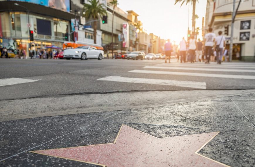 Découvrez les secrets cachés de Los Angeles : Stars, Plages de rêve et Parcs à Thème incroyables !