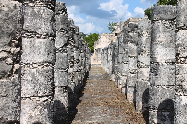 Les trésors architecturaux de Chichen Itza : temples, pyramides et observatoire