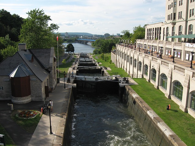 Explorez la magie du Canal Rideau gelé