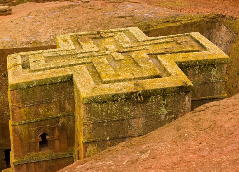 Lalibela : Découvrez les incroyables églises rupestres taillées…